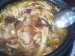 -菌之家·专业纯野生菌火锅·特色炒菌
