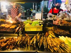 -六合夜市