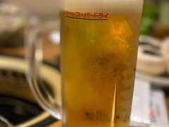 畅饮的生啤-炼火烤肉店