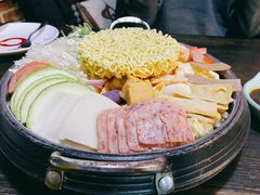 传统部队火锅-the frypan韩国炸鸡啤酒(五路居店)