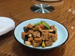 -乐忻皇朝(上海中心大厦店)