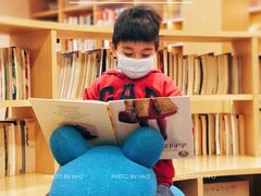 -漕河泾街道图书馆(漕河泾社区文化活动中心店)