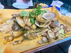 -鑫渔港海鲜本地菜·山海关浑锅(东戴河店)