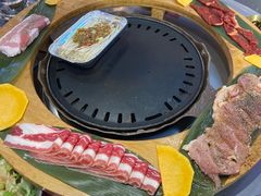 烤肉呼啦圈-玄希浪漫厨房·韩料烤肉(湖滨银泰in77店)