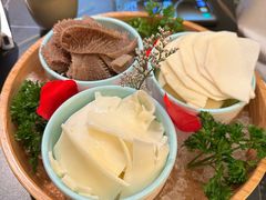 -季季山·云南野生菌火锅(上海首店)