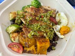 -POKEE VIA&Brunch·维娅(重庆来福士店)