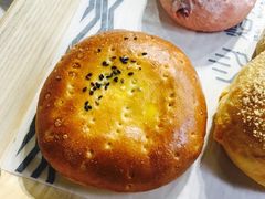 -焙丽拾光(麦凯乐直营店)