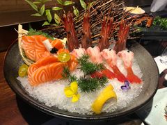 -萤初高端日料王(曲江银泰店)