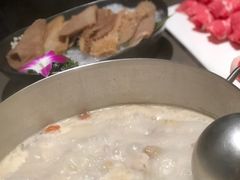 -捞王锅物料理(上海世茂广场店)