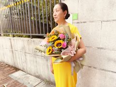 -何兮花店·气球派对鲜花店(马桥银春路万科城店)