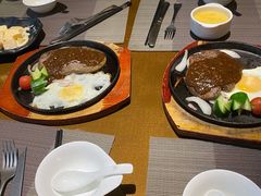 -戈尔登酒店·满堂彩咖啡厅