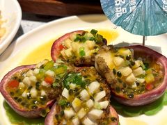 百香果蒸中鲍鱼-79号渔船海鲜饭店(宝安店)