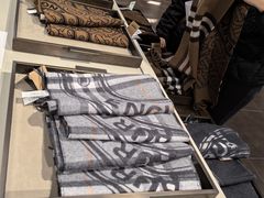 -巴宝莉工厂店/折扣店(工厂店)