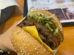 -The Habit Burger Grill 哈比特汉堡(复兴soho店)