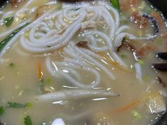 -梅贻琦先生旧居民国茶楼 过桥米线