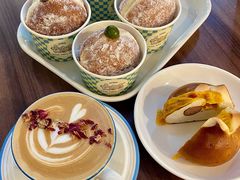 金枪鱼香肠碱水串-屋裡·Union Bakery(龙江路店)