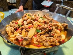 -昱龙大盆牛蛙馆(三兴街总店)
