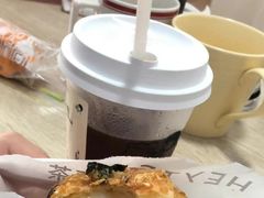 糯糯咸蛋黄可颂-喜茶(北京华贸购物中心店)