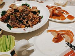 -皇城根·鲁菜济南菜·吊炉烤鸭·炒鸡鱼头(济南旗舰店)