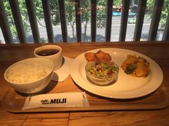 无印良品Cafe&nbsp;&&nbsp;Meal&nbsp;MUJI-无印良品餐堂 MUJI Diner(成都太古里店)