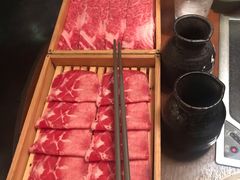 日本黑牛肉-鍋ぞう(新宿西口店)