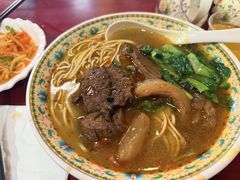 -金杨拉面王小吃面馆·牛三宝面·红烧牛肉粉