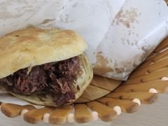 -闫家驴肉老店(华电一校店)