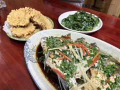 -芦茨金富饭庄·25年老字号·专做稻草鸡