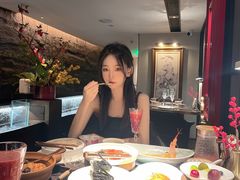 -海派悦庭·海胆烧麦·新融合菜(凯德广场店)