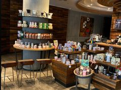 面包甜点陈列柜-星巴克臻选(深圳金光华店)