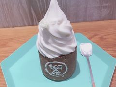 茉莉花冰淇淋-茶是一枝花泡茶店