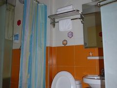 -99旅馆连锁(广兰路地铁站店)