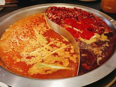 -沸炉重庆老火锅(军事博物馆店)