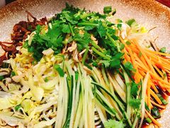 鸡丝凉米线-味道云南·云朵山歌(东方都会广场店)