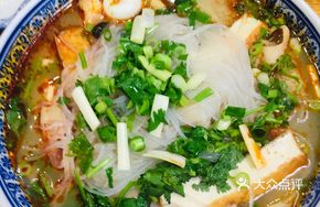 Fatty Intestine and Steamed Bread Soup