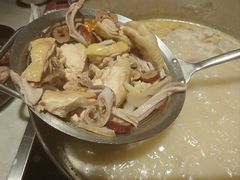 -尚尚仙·酸汤猪手·猪肚鸡火锅(华联万柳购物中心店)