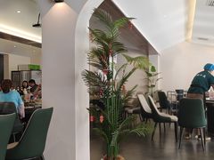 -何适山庄·团餐住宿(水长城P2停车场店)