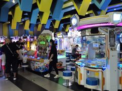 -反斗乐园π·电玩·高空拓展·蹦床(龙华天虹店)