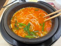-花馬肆.云南过桥米线(汉神购物广场现场熬汤店)