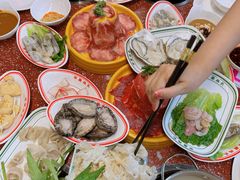 -四囍码头海鲜烧烤自助火锅(外滩南京东路悦荟广场店)