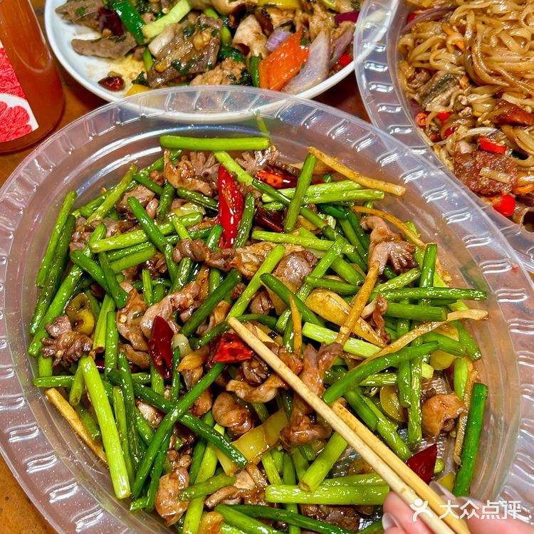 南宁小破店！生料小炒！！尊嘟好好吃！！！