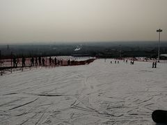 -石京龙滑雪场-停车场