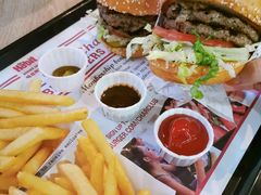 -The Habit Burger Grill 哈比特汉堡(复兴soho店)