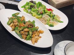 -五谷丰登农家院·地道胶东菜·海鲜烧烤(威海店)