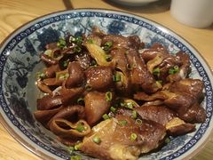 卤水肥肠-啄佬食堂