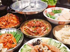 -红东阁东北菜烤肉酒馆(CROSS万象汇店)