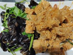 -牛壹品牛肉拉面(东风路店)