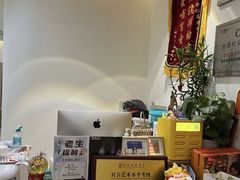 -猴有戏教育戏剧·音乐剧·主持口才·演讲朗诵辩论(环球港华师大校区)