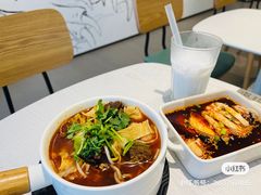 -线人米线(桂林路店)