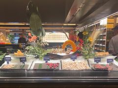-钱小奴海鲜自助黑金店(杭州滨江龙湖店)